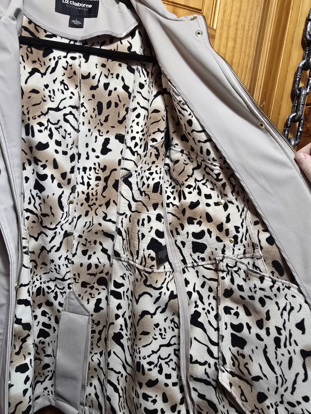 Liz Claiborne Hooded Trench Coat Lg Animal Print - Picture 4 of 8